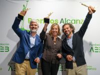 Ganadores Premios Alcanza